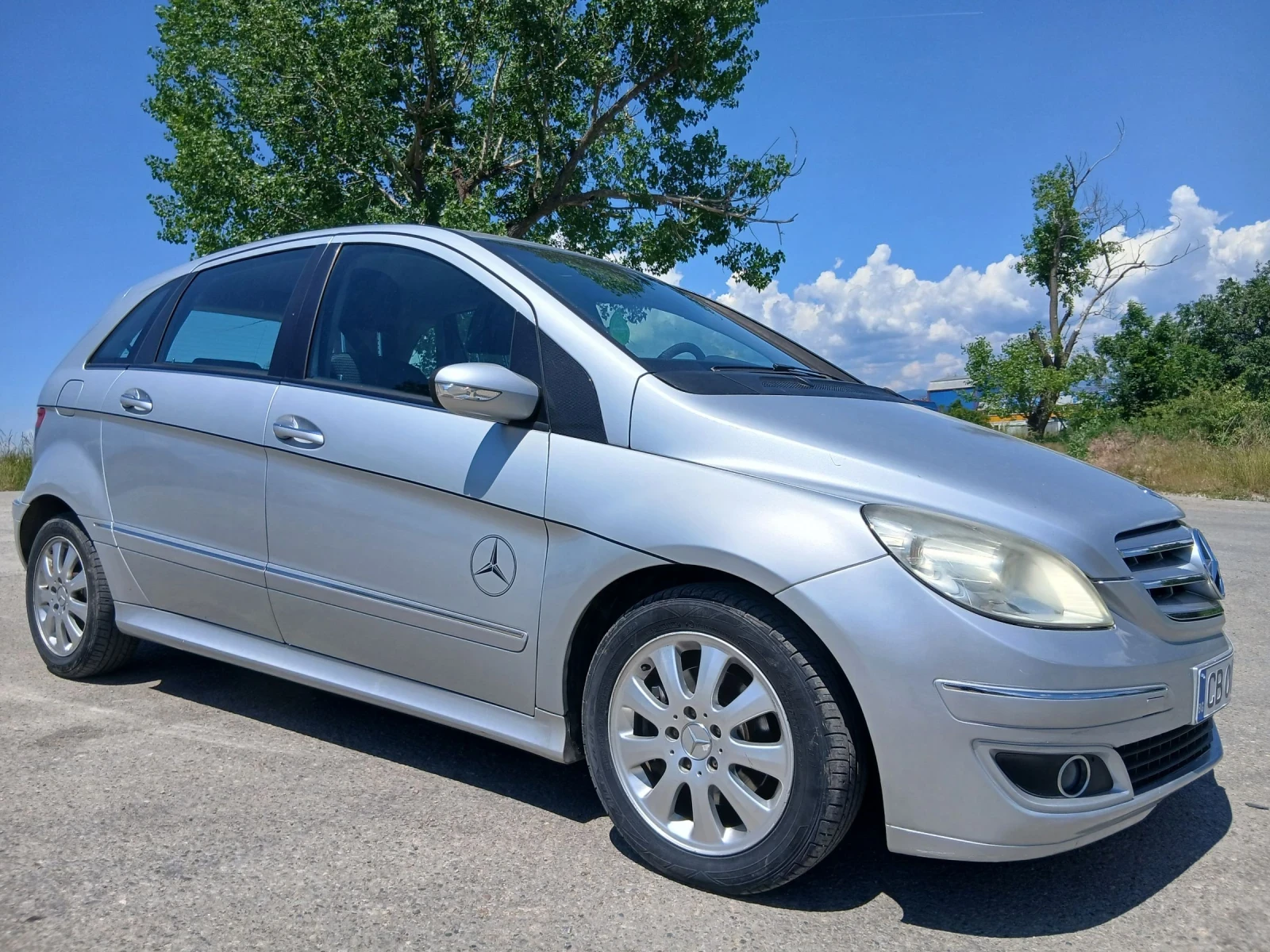 Mercedes-Benz B 200 TURBO, снимка 2 - Автомобили и джипове - 54857414