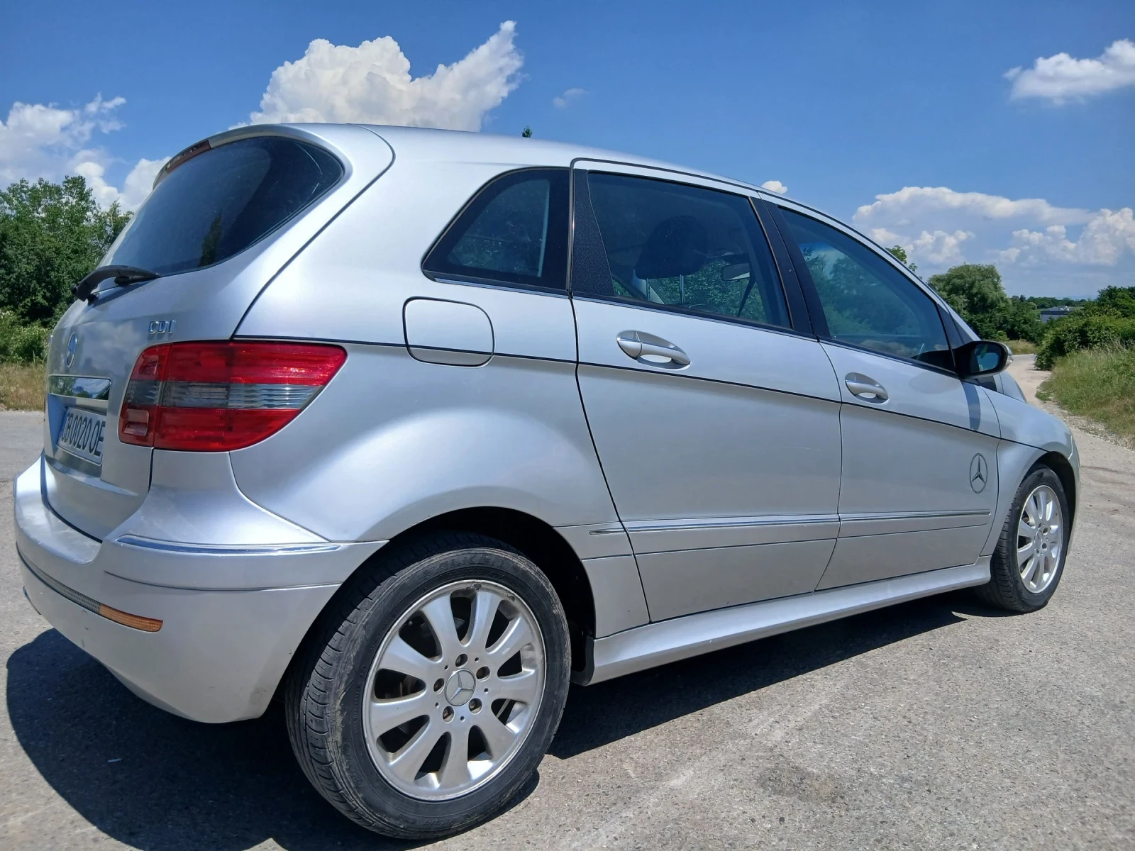 Mercedes-Benz B 200 TURBO, снимка 4 - Автомобили и джипове - 54857414