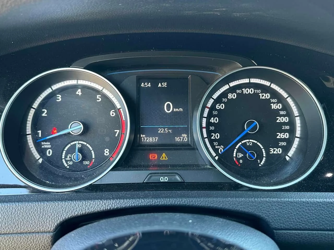 VW Golf R | DISTRONIC | ПОДГРЕВ | CARFAX | , снимка 8 - Автомобили и джипове - 54860581
