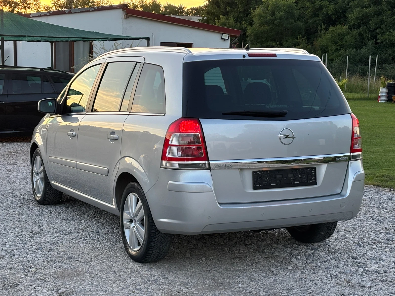 Opel Zafira 1.7CDTI/Италия/7места/195 000км, снимка 5 - Автомобили и джипове - 54897711
