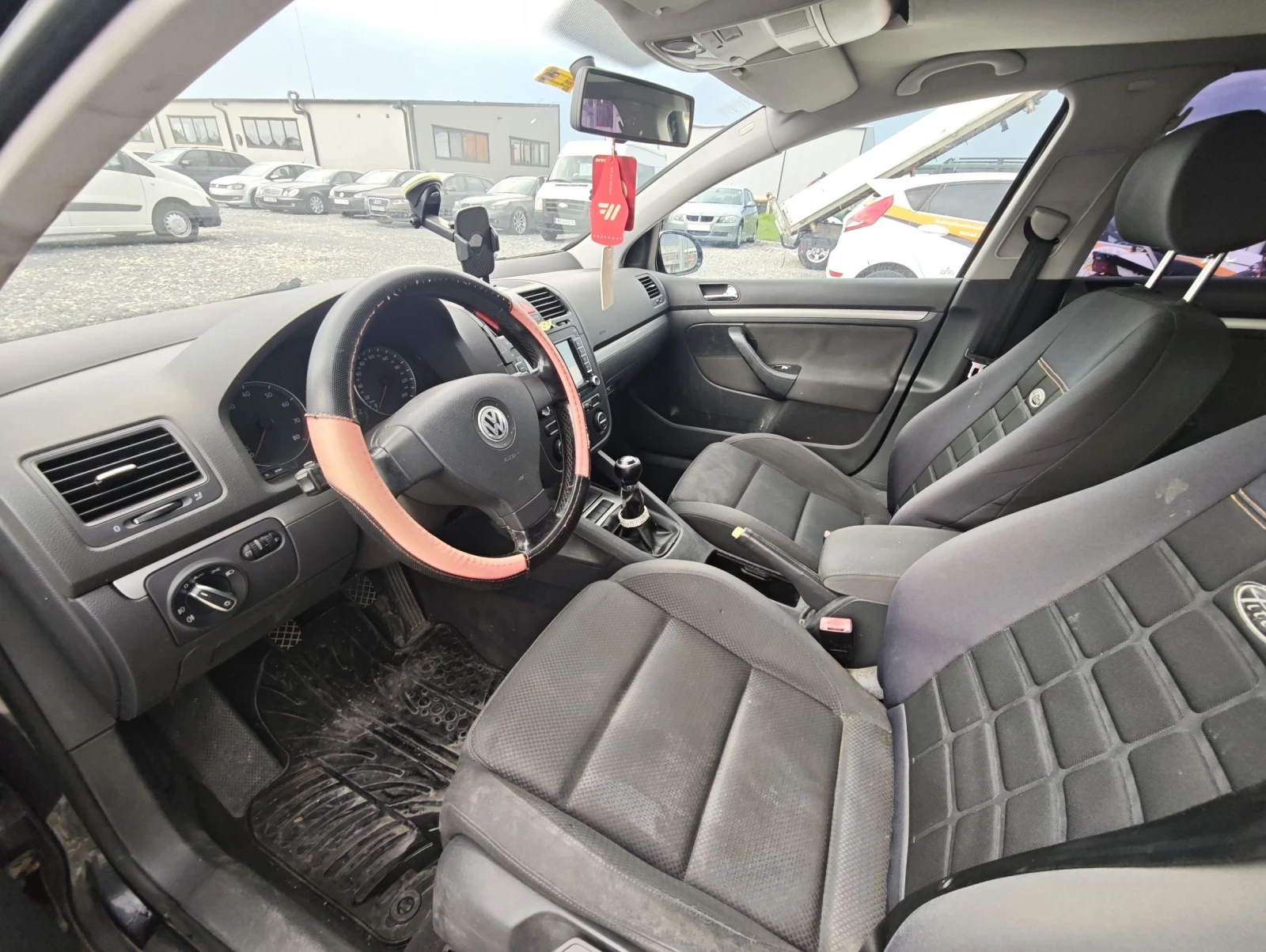 VW Golf Golf 5 2.0i, снимка 9 - Автомобили и джипове - 55135677