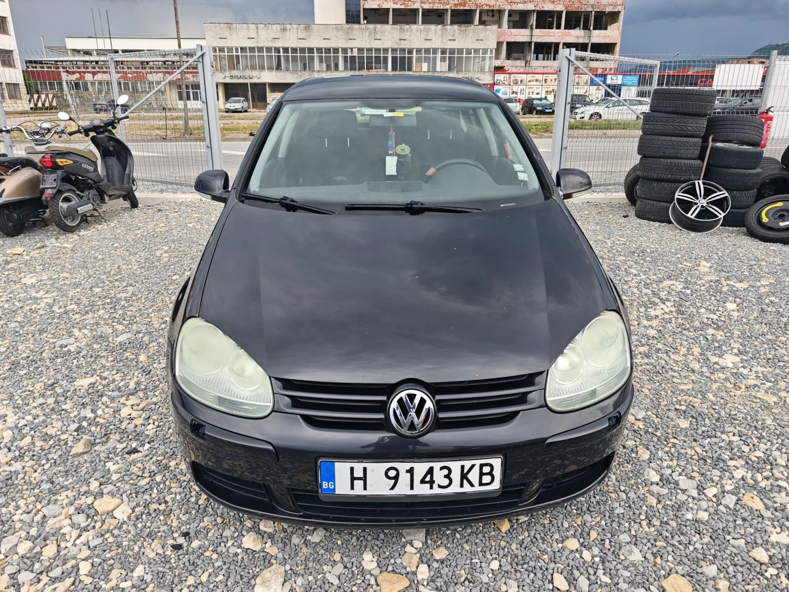 VW Golf Golf 5 2.0i, снимка 2 - Автомобили и джипове - 55135677