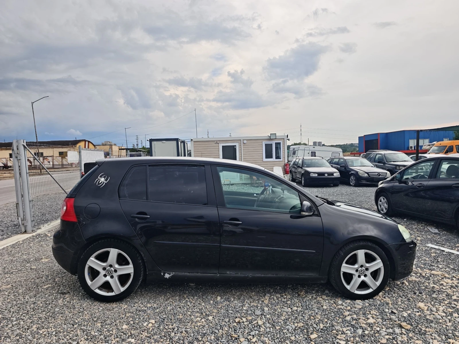 VW Golf Golf 5 2.0i, снимка 4 - Автомобили и джипове - 55135677