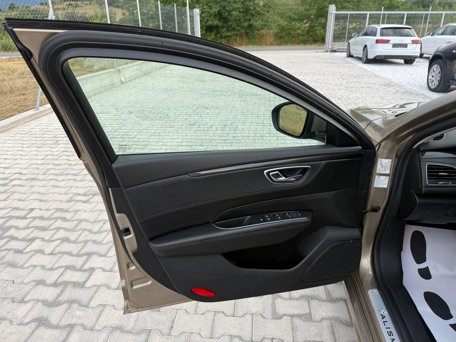 Renault Talisman 1.6DCI  NAVI CAMERA, снимка 9 - Автомобили и джипове - 55243422