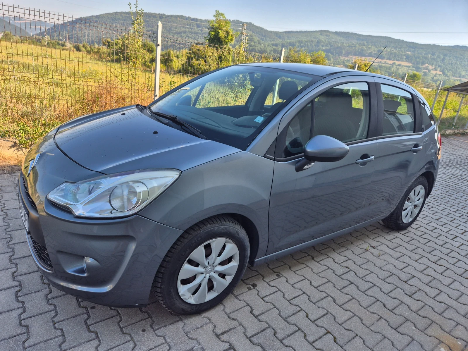 Citroen C3, снимка 2 - Автомобили и джипове - 55635977