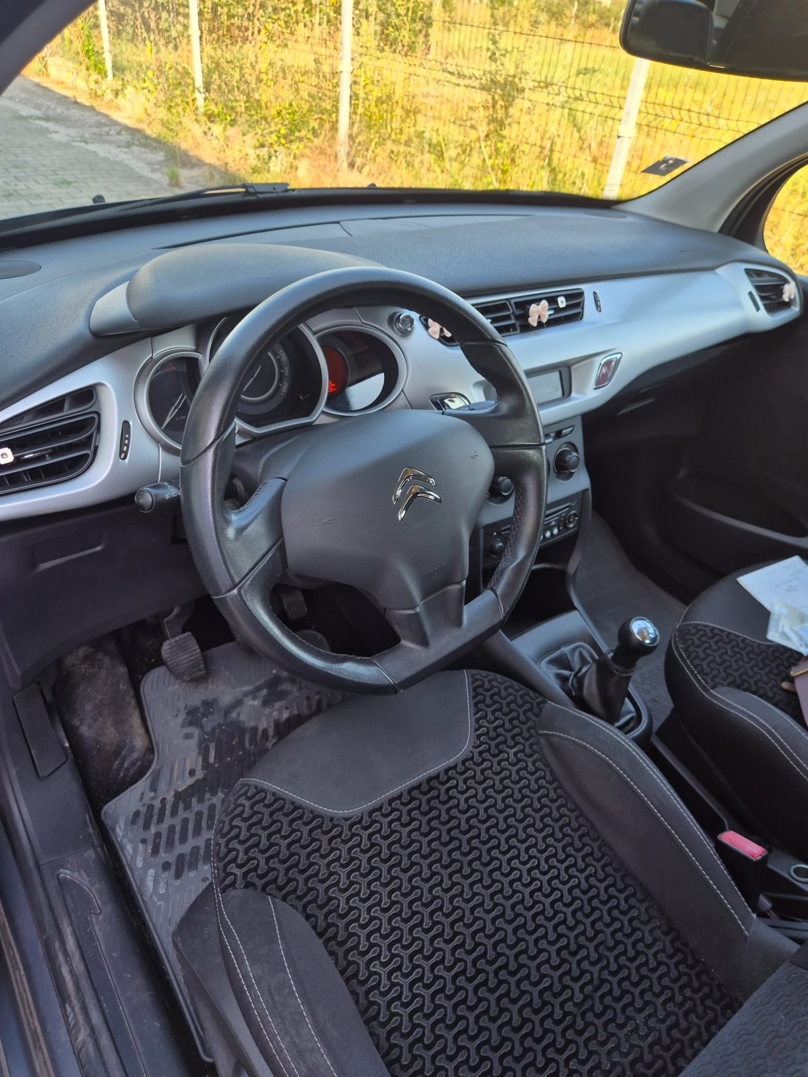 Citroen C3, снимка 5 - Автомобили и джипове - 55635977