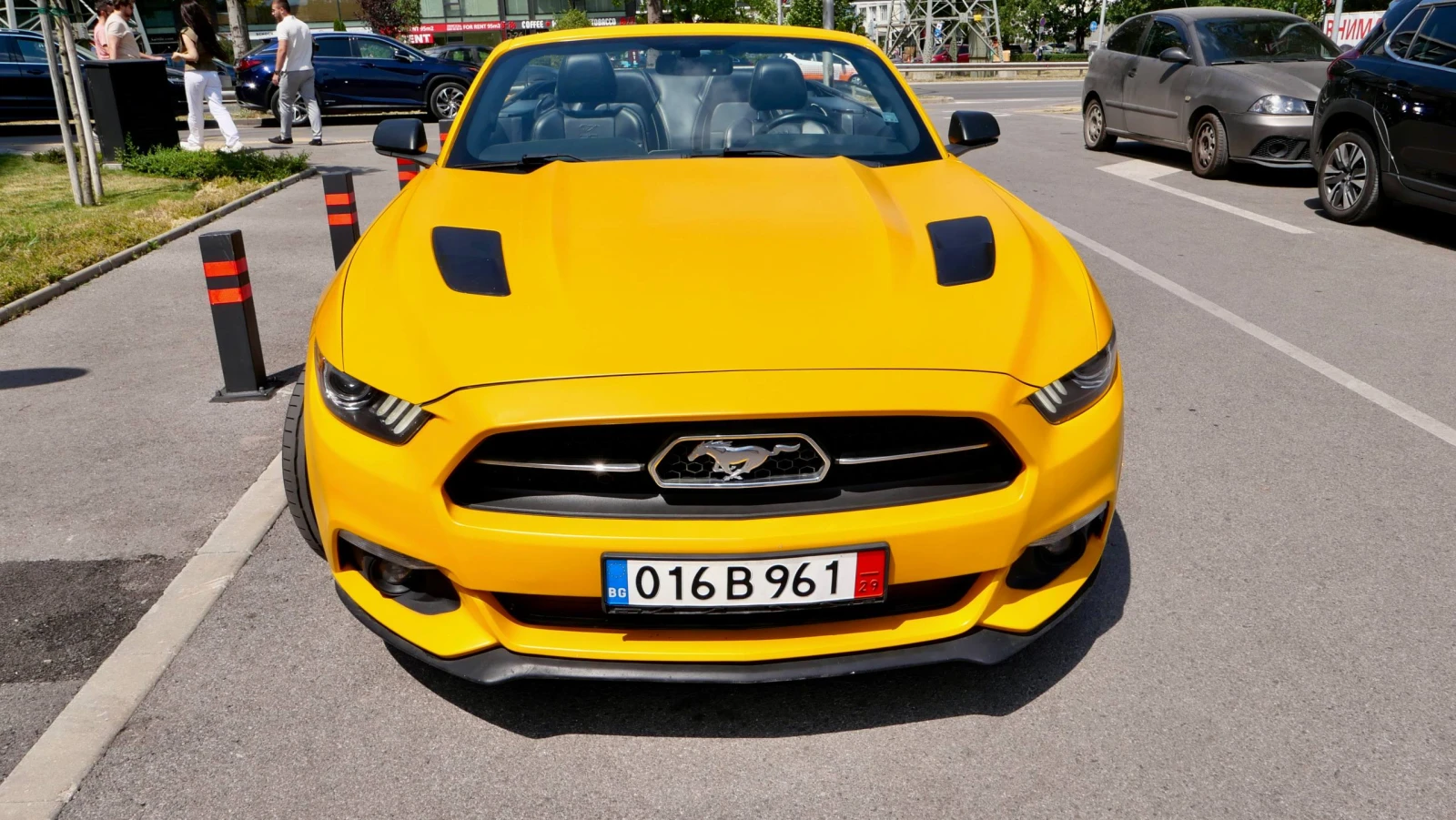 Ford Mustang GT Premium, снимка 3 - Автомобили и джипове - 55684509