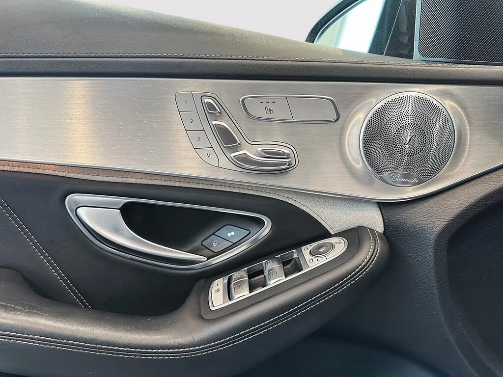 Mercedes-Benz C 63 AMG S* КОЖА* ПОДГРЕВ* BLIND SPOT* НАВИ* , снимка 14 - Автомобили и джипове - 55709636