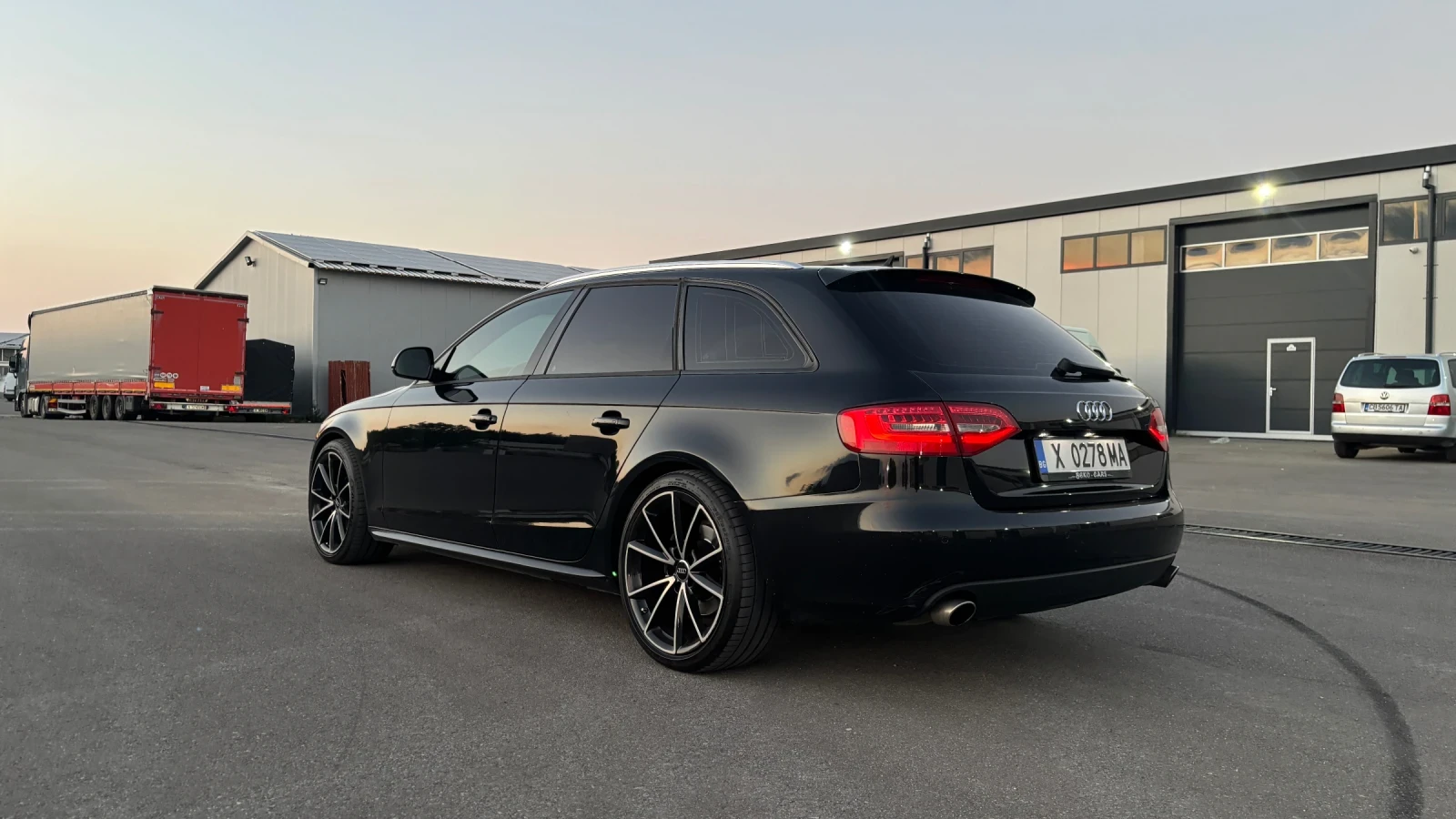 Audi A4, снимка 5 - Автомобили и джипове - 55729345