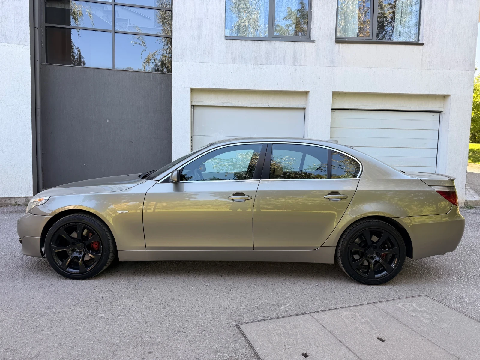 BMW 530 d / X-DRIVE / M-OPTIC | Mobile.bg � ����������� 4