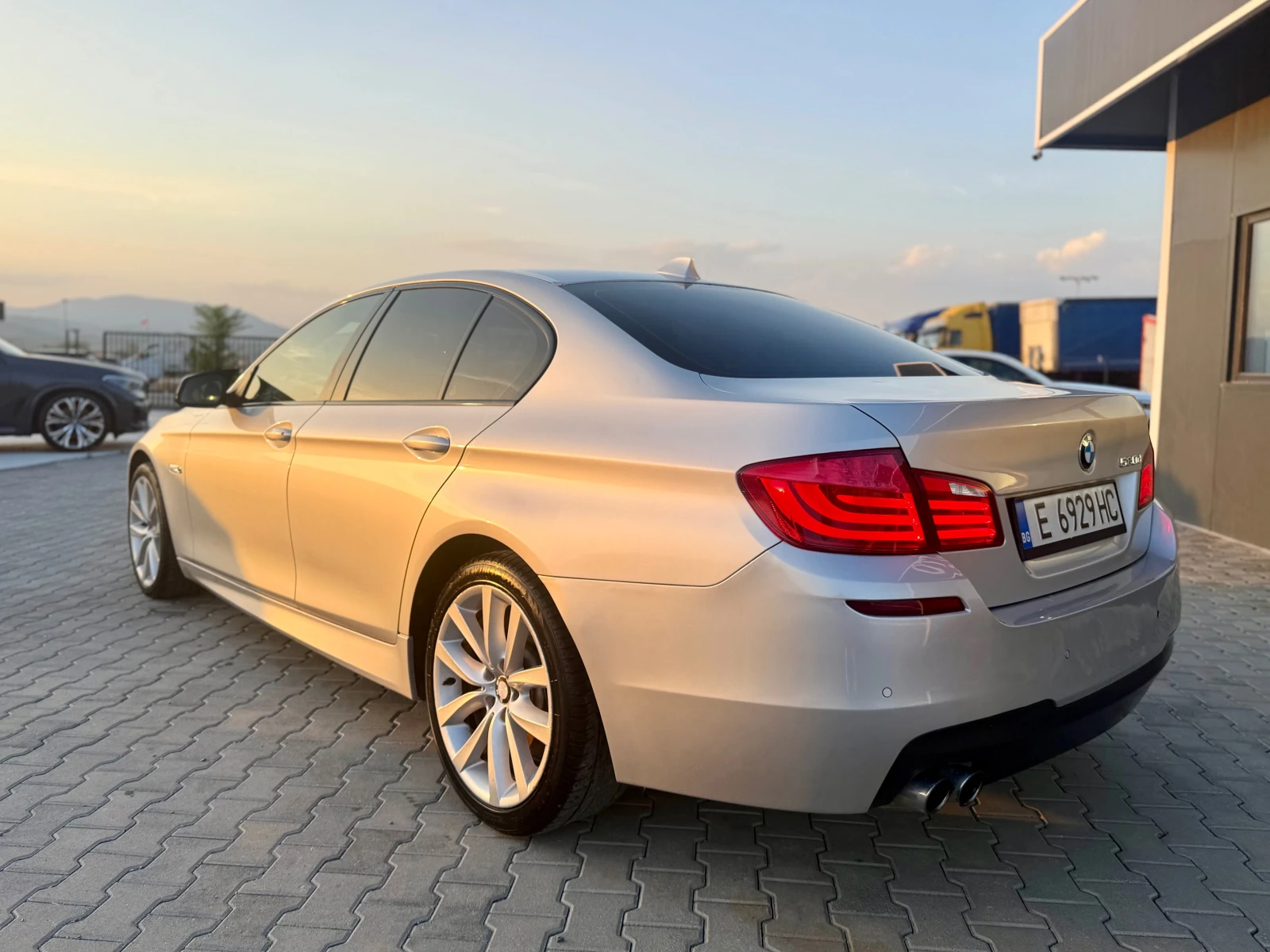 BMW 530 530 xd СОБСТВЕН ЛИЗИНГ !!!, снимка 7 - Автомобили и джипове - 55919881