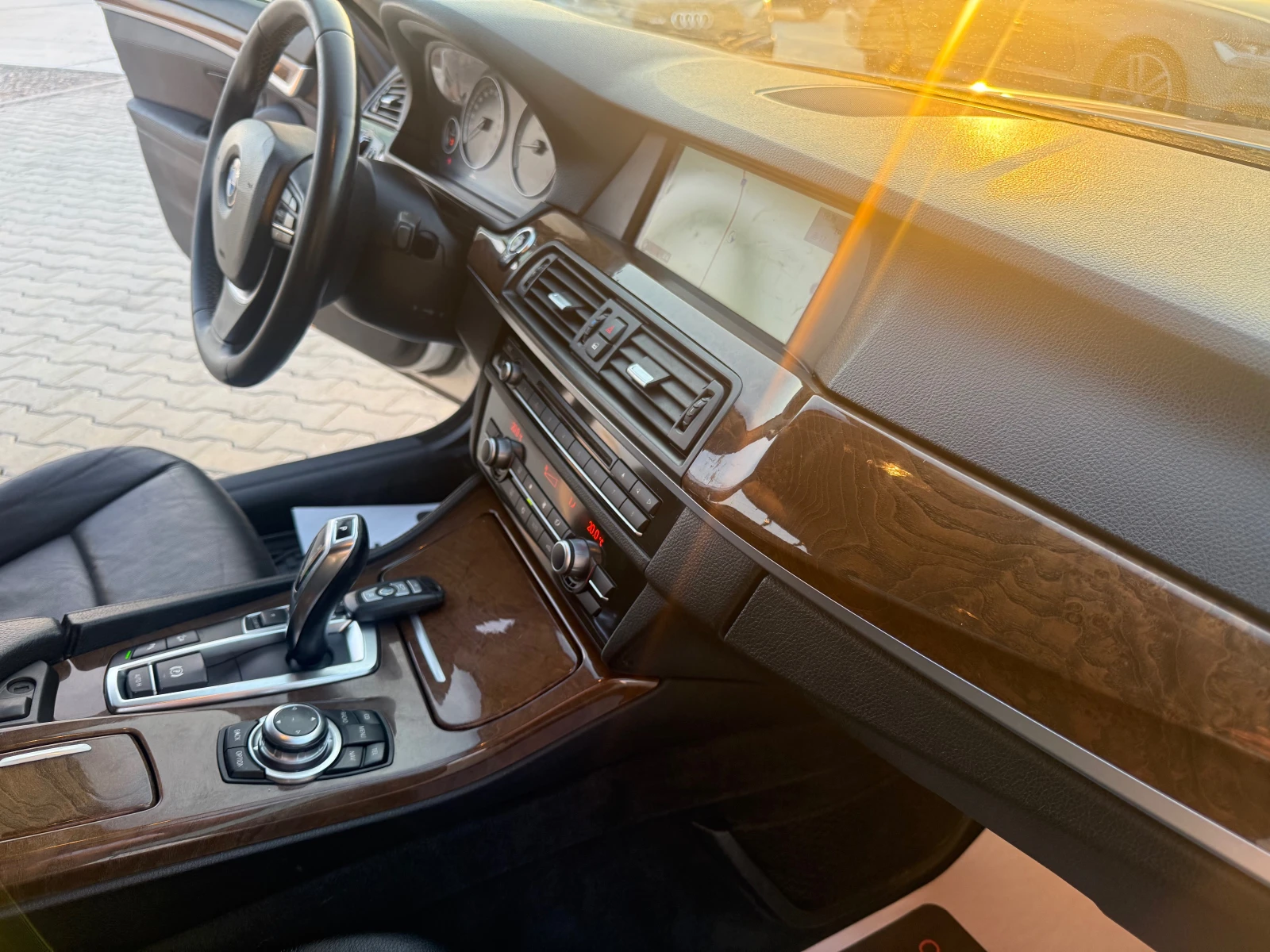 BMW 530 530 xd СОБСТВЕН ЛИЗИНГ !!!, снимка 13 - Автомобили и джипове - 55919881