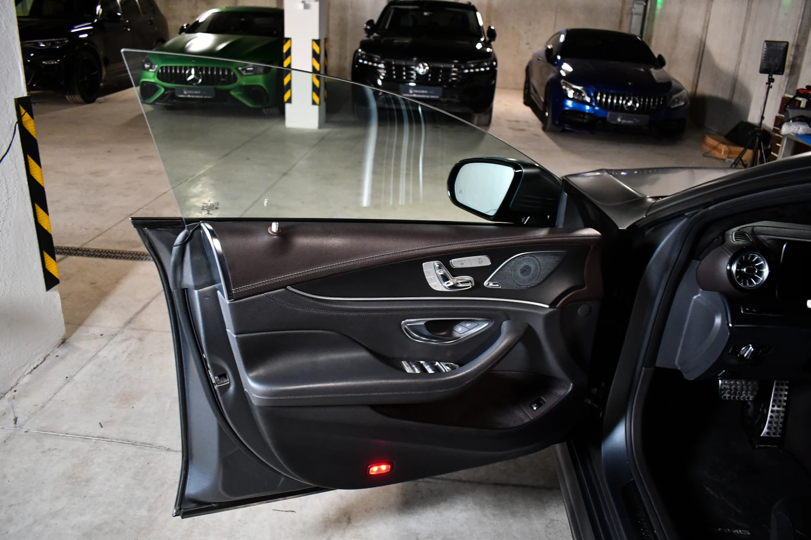 Mercedes-Benz CLS 350 D* AMG* 4M* BURMESTER* 360* , снимка 8 - Автомобили и джипове - 56040206