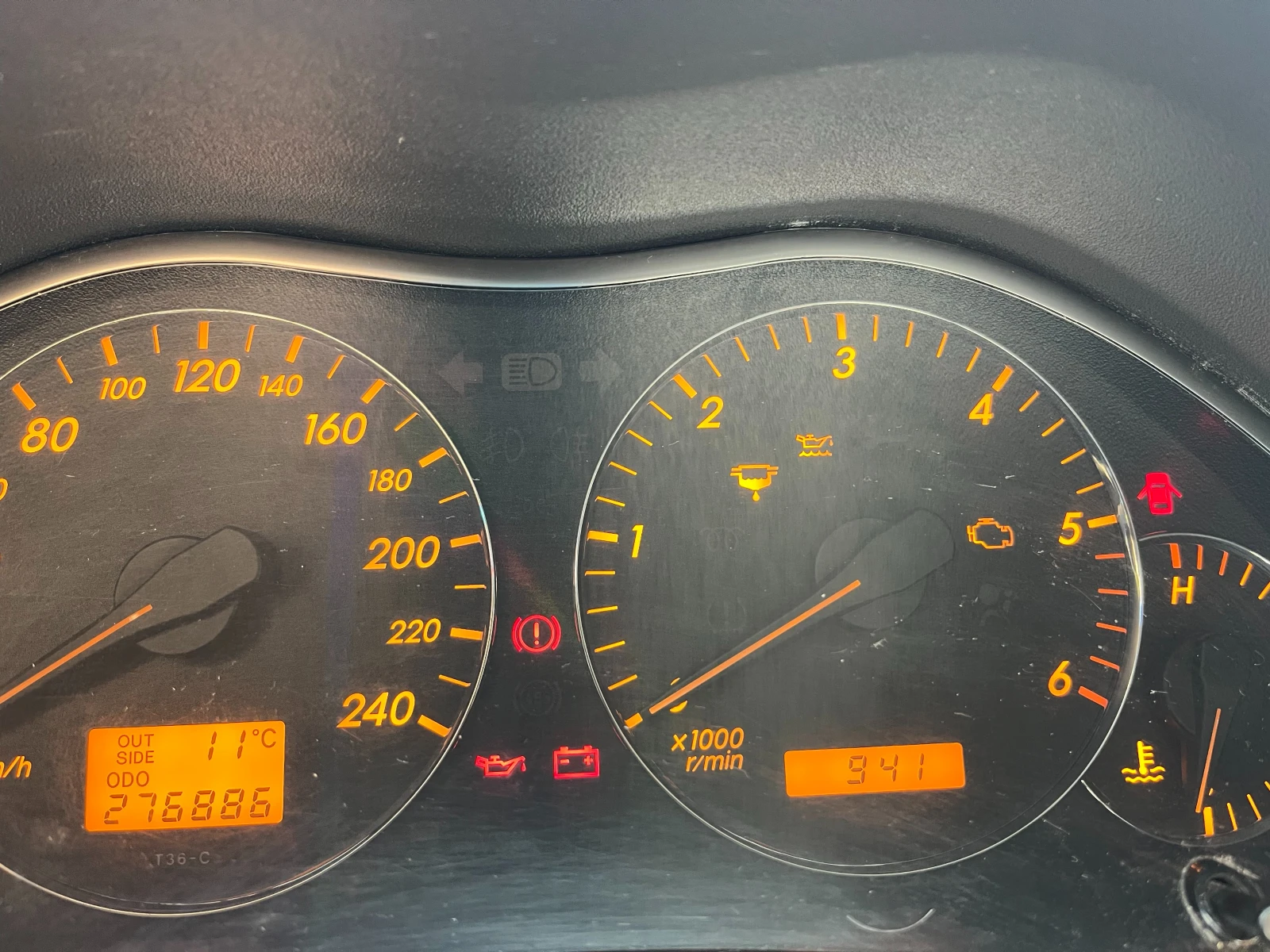 Toyota Avensis, снимка 6 - Автомобили и джипове - 56175875