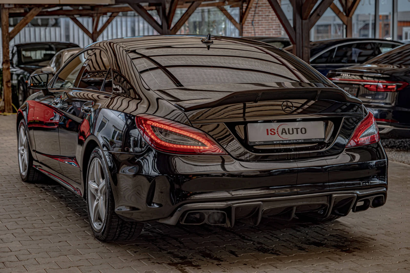 Mercedes-Benz CLS 500 V8 BiTurbo/Harman Kardon/Обдухване/Камера/Дистр./B, снимка 4 - Автомобили и джипове - 56201873