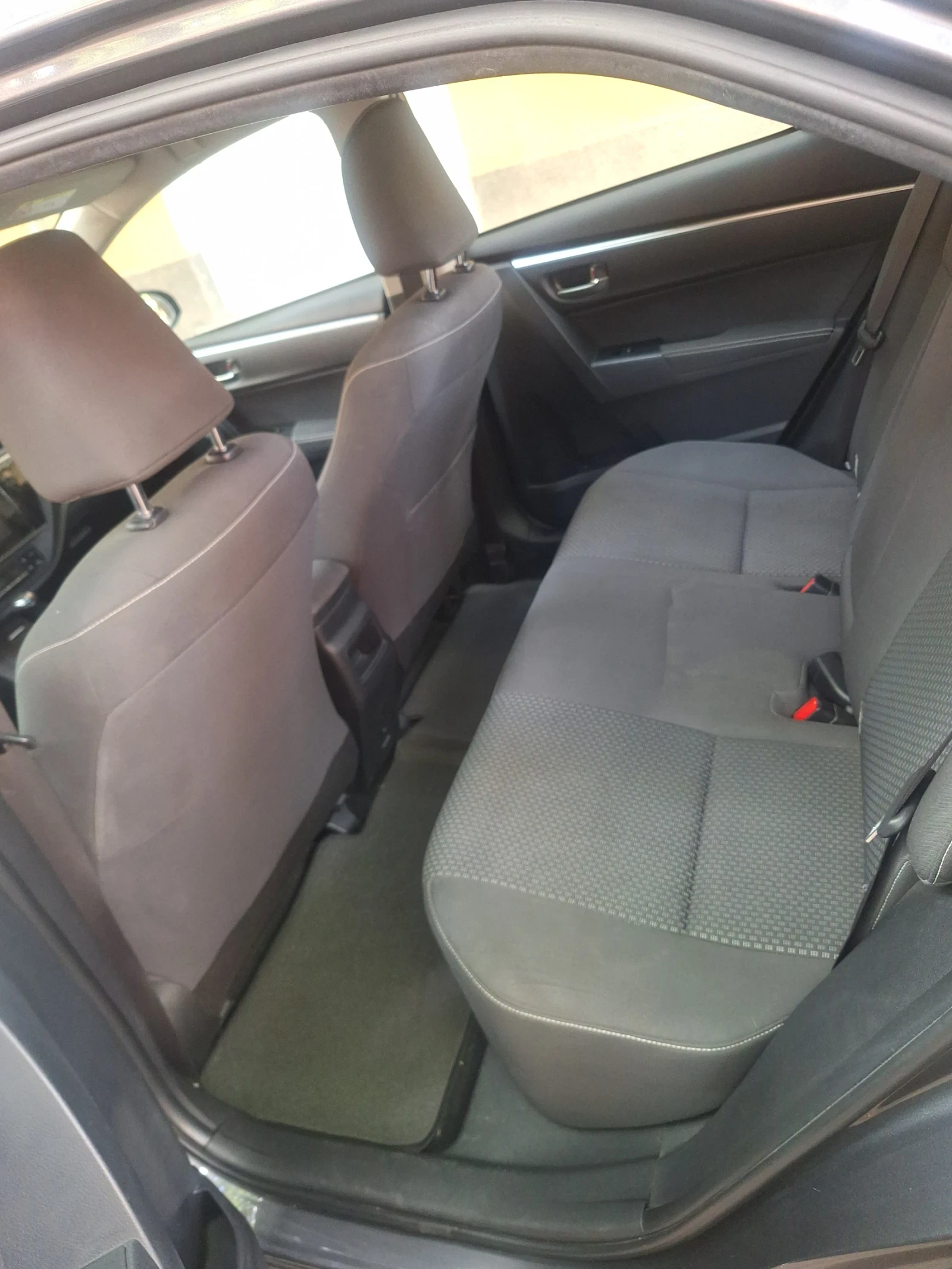 Toyota Corolla, снимка 6 - Автомобили и джипове - 56508752