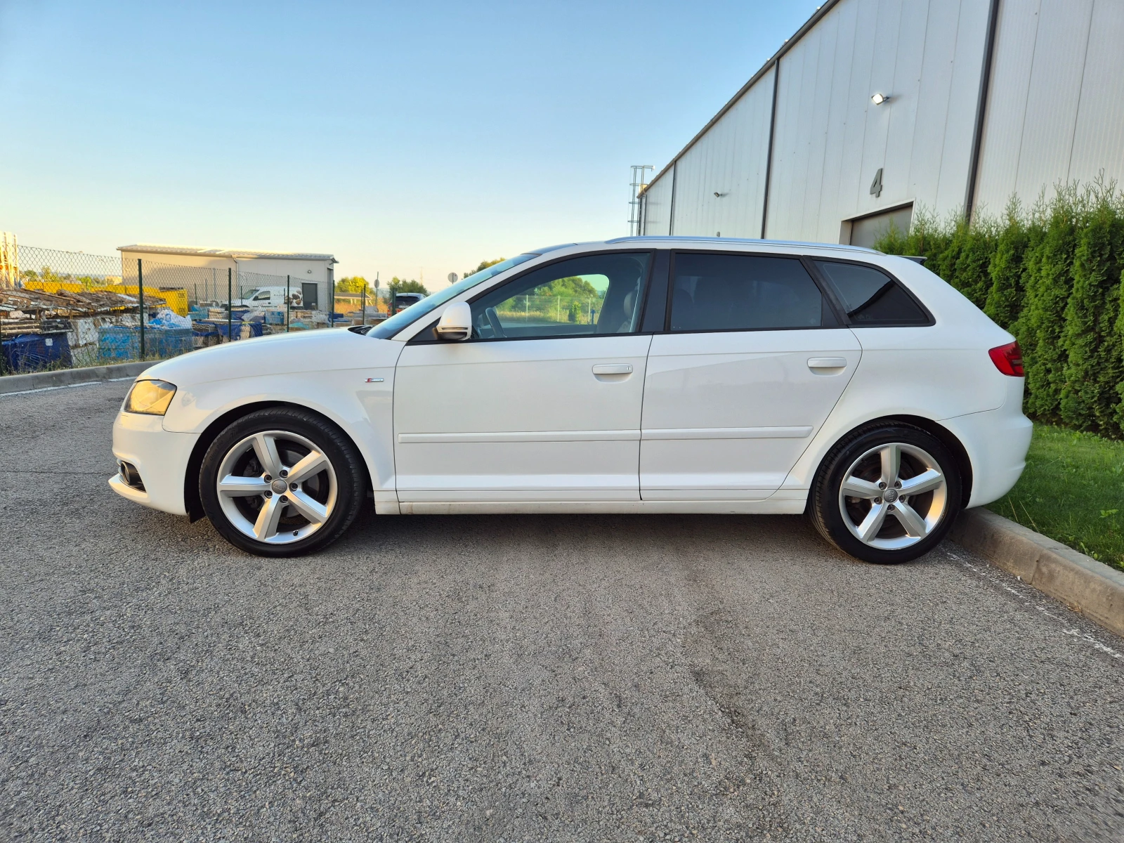 Audi A3 2.0TDI S-line Avtomat koja ksenon Panorama  | Mobile.bg � ����������� 8