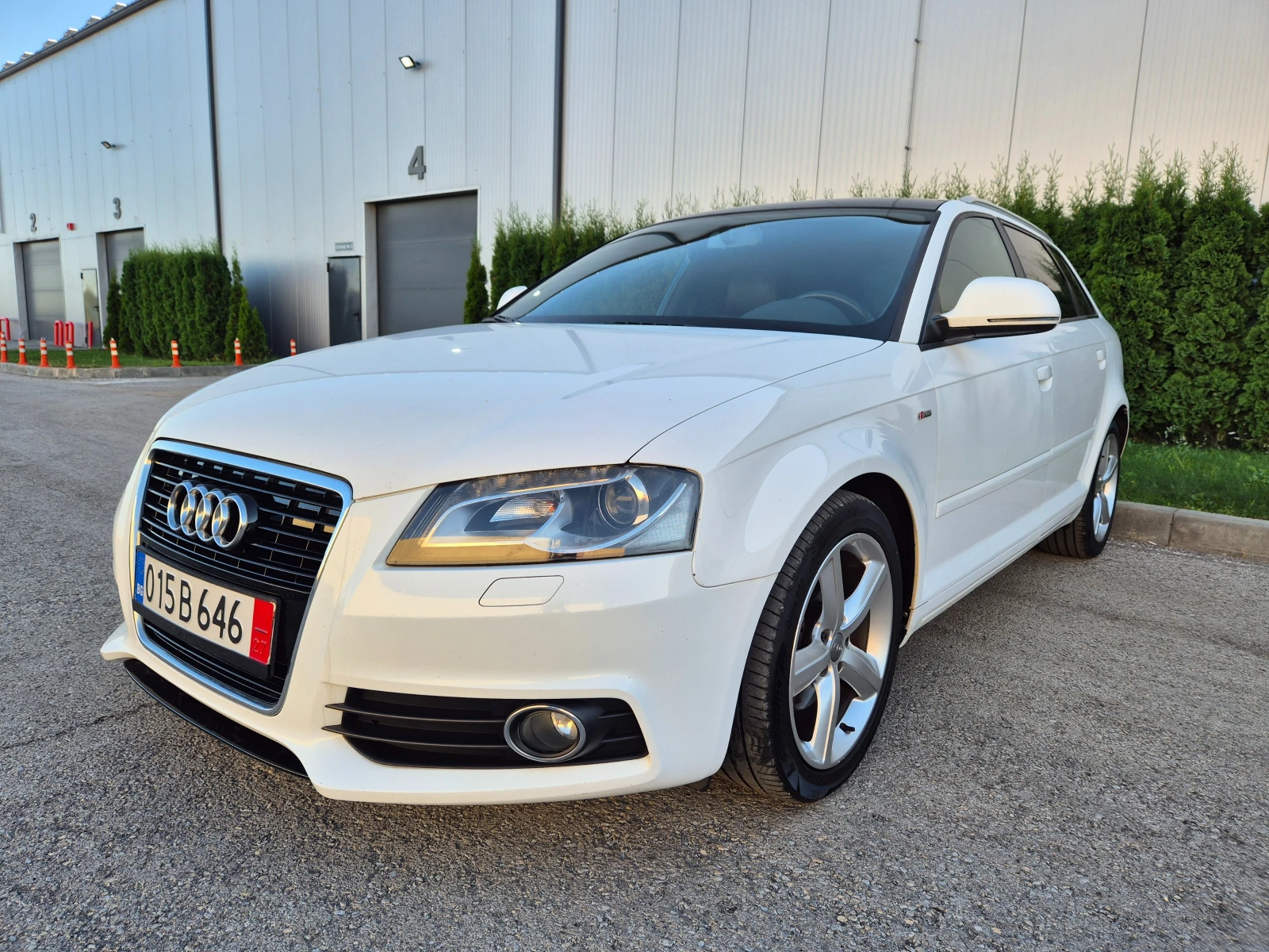 Audi A3 2.0TDI S-line Avtomat koja ksenon Panorama 