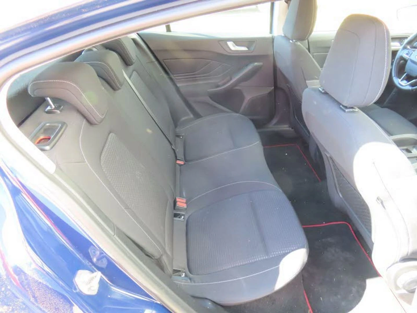 Ford Focus 1.5 EcoBlue, снимка 11 - Автомобили и джипове - 56556214