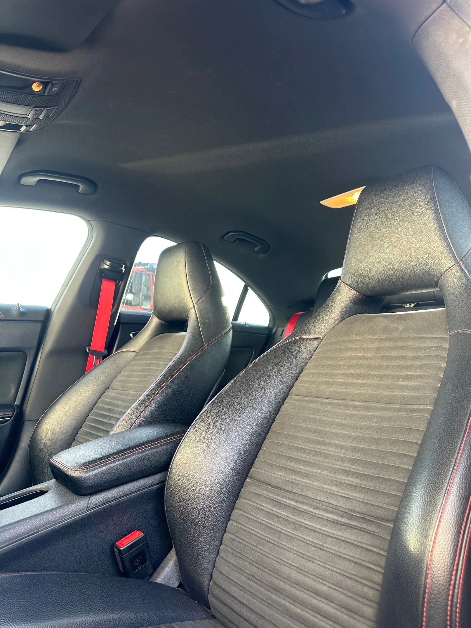 Mercedes-Benz CLA 45 AMG, снимка 6 - Автомобили и джипове - 56709185
