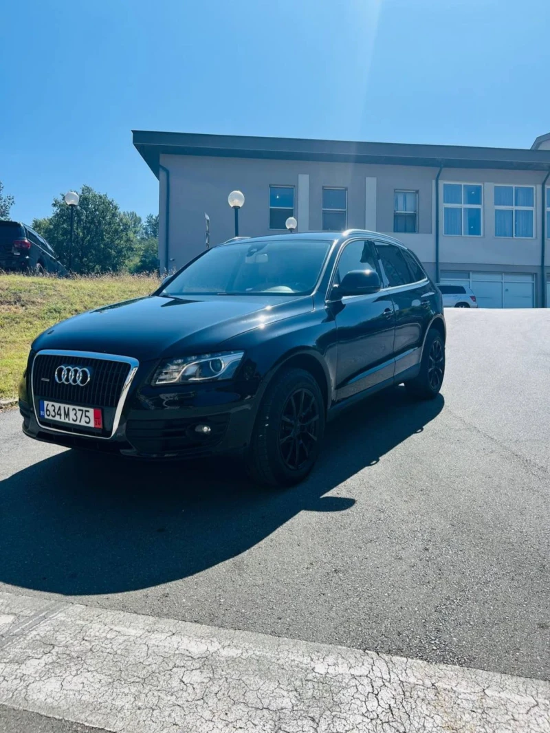 Audi Q5 Audi Q5 2.0d , снимка 1 - Автомобили и джипове - 49611362