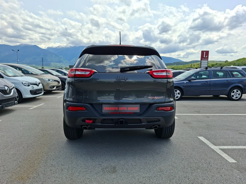 Jeep Cherokee TRAILHAWK 3.2 vvt, снимка 5 - Автомобили и джипове - 50504306