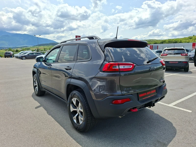 Jeep Cherokee TRAILHAWK 3.2 vvt, снимка 4 - Автомобили и джипове - 50504306