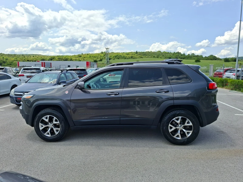 Jeep Cherokee TRAILHAWK 3.2 vvt, снимка 3 - Автомобили и джипове - 50504306