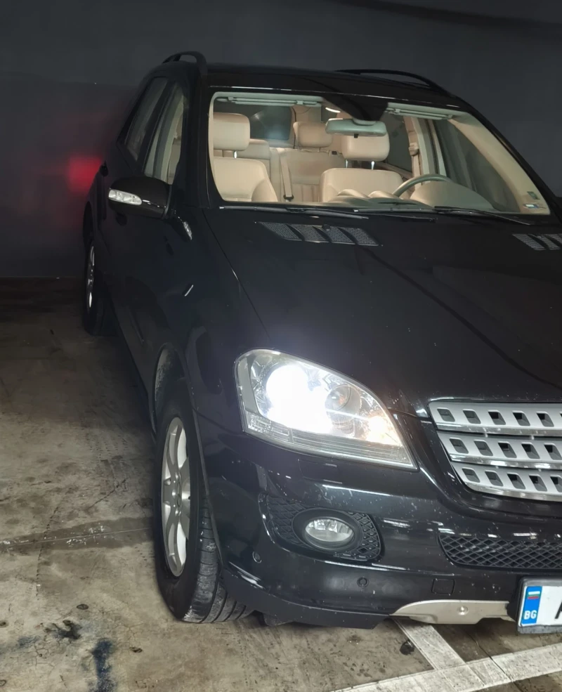 Mercedes-Benz ML 320, снимка 3 - Автомобили и джипове - 52023137