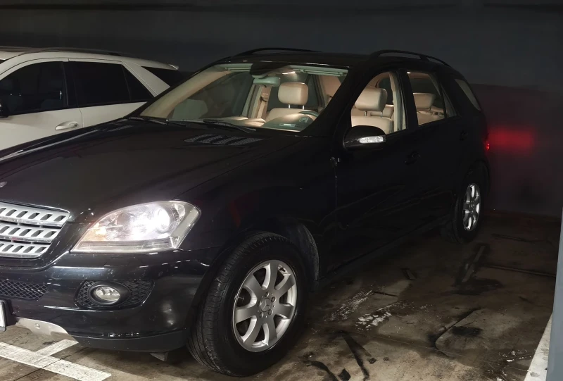 Mercedes-Benz ML 320, снимка 5 - Автомобили и джипове - 52023137