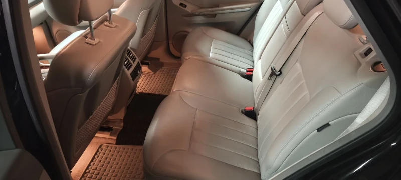 Mercedes-Benz ML 320, снимка 13 - Автомобили и джипове - 52023137