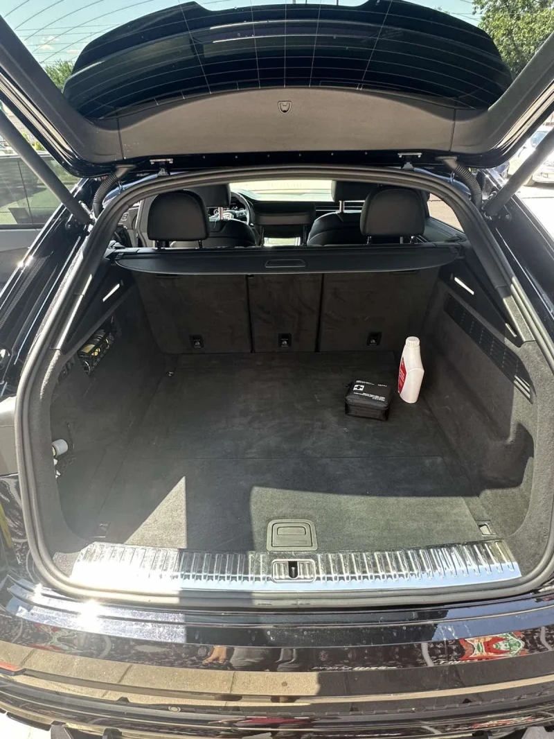 Audi Q8 55 TFSI Technik S LINE Масажи Bang&Olufsen, снимка 9 - Автомобили и джипове - 51956855
