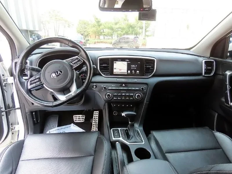 Kia Sportage The Bold Diesel 1.6 2Wd Luxury, снимка 7 - Автомобили и джипове - 55015821
