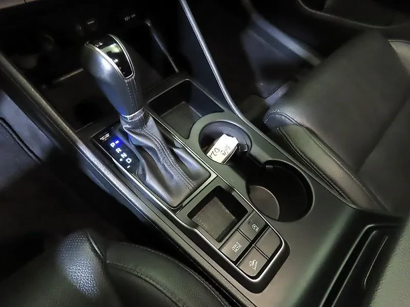 Hyundai Tucson 2.0 - САМО 30% АВАНС, снимка 12 - Автомобили и джипове - 56065848