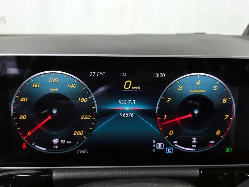 Mercedes-Benz GLA 250  4Matic, снимка 8 - Автомобили и джипове - 56097055