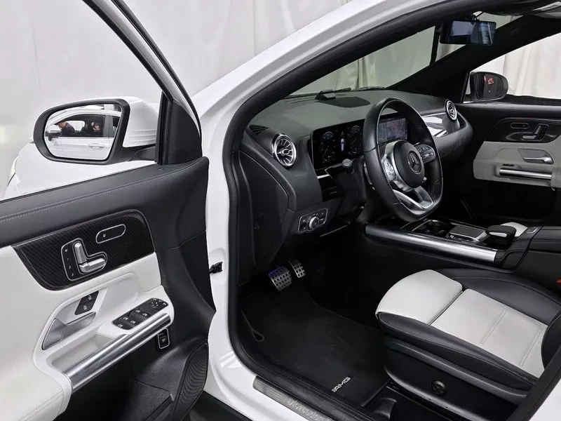 Mercedes-Benz GLA 250  4Matic, снимка 10 - Автомобили и джипове - 56097055