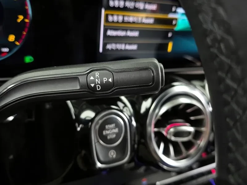 Mercedes-Benz GLA 250  4Matic, снимка 9 - Автомобили и джипове - 56097055