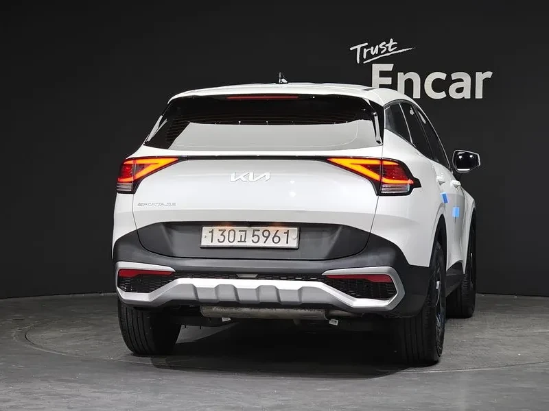 Kia Sportage 1.6 2WD Trendy - САМО 30% АВАНС, снимка 4 - Автомобили и джипове - 56220748