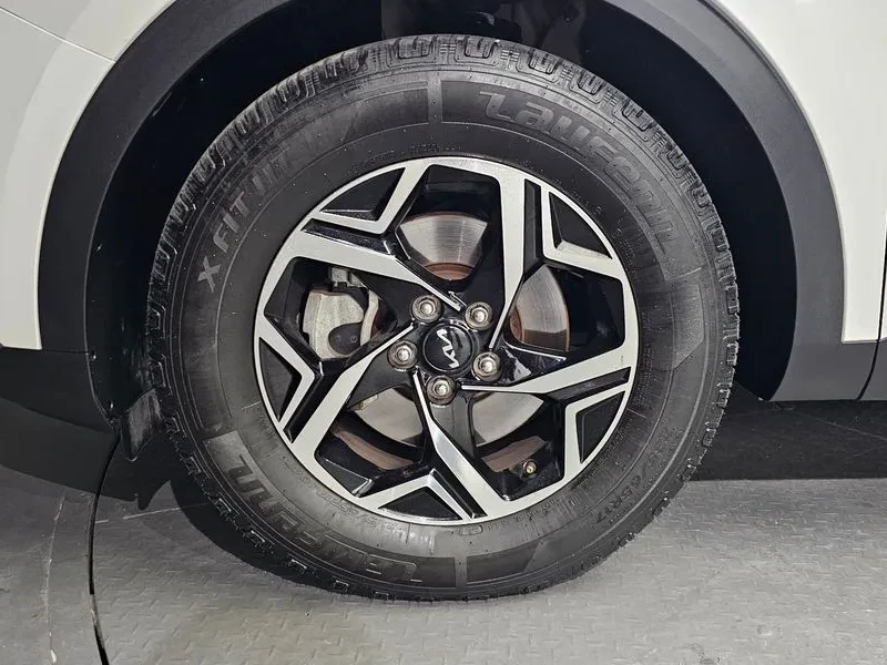 Kia Sportage 1.6 2WD Trendy - САМО 30% АВАНС, снимка 5 - Автомобили и джипове - 56220748