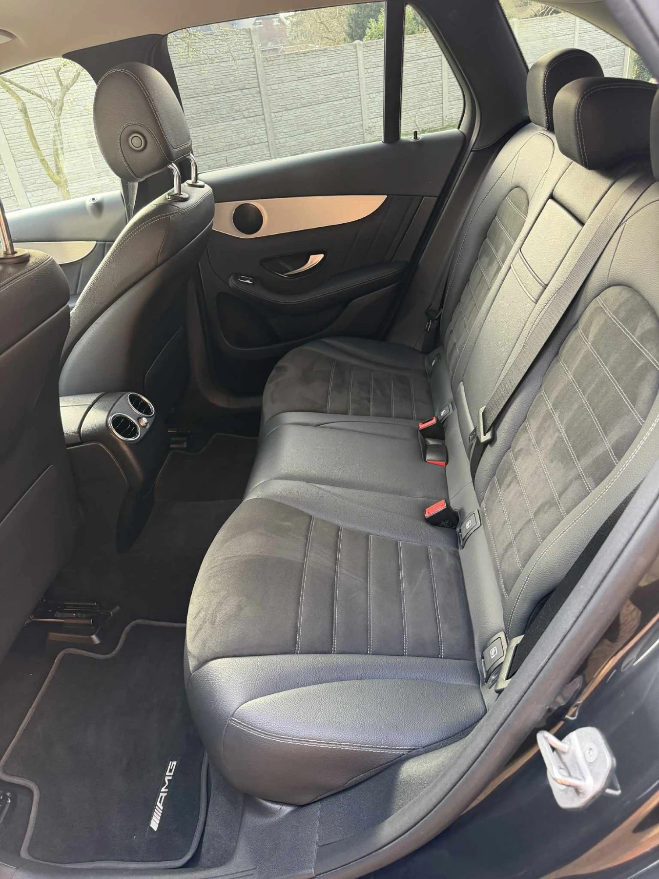 Mercedes-Benz GLC 300, снимка 15 - Автомобили и джипове - 53892127