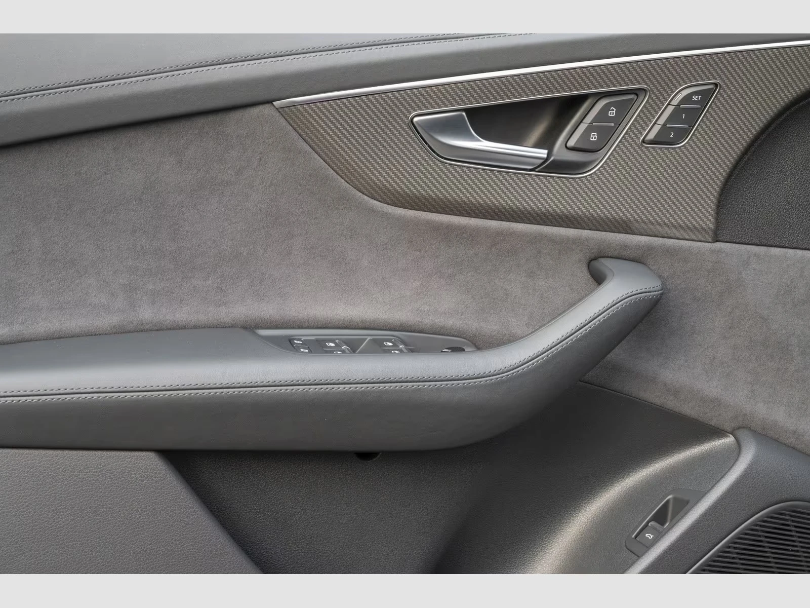 Audi RSQ8 4.0 TFSI QUATTRO B&O HEAD-UP MATRIX 360-CAM | Mobile.bg � ����������� 12