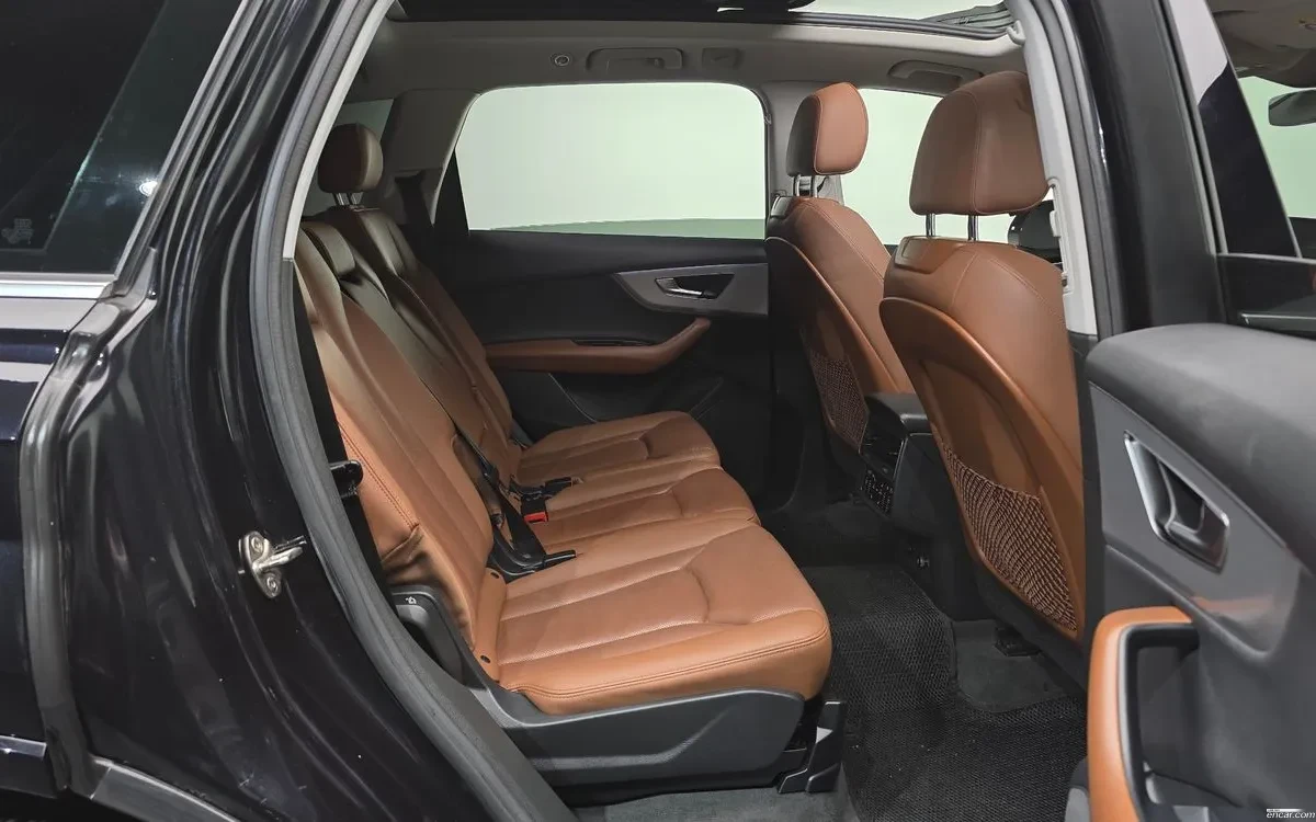 Audi Q7 DIS* 360* Matrix* Pano* , снимка 14 - Автомобили и джипове - 54697478