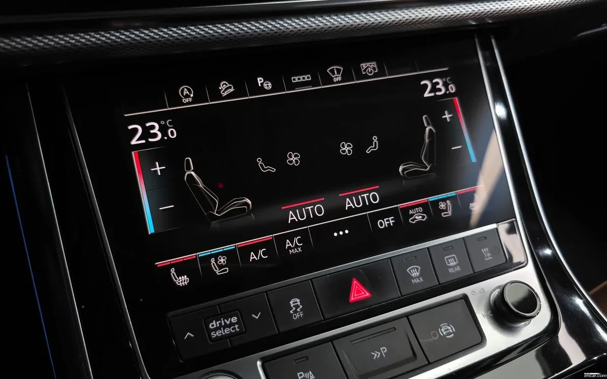Audi Q7 DIS* 360* Matrix* Pano* , снимка 10 - Автомобили и джипове - 54697478