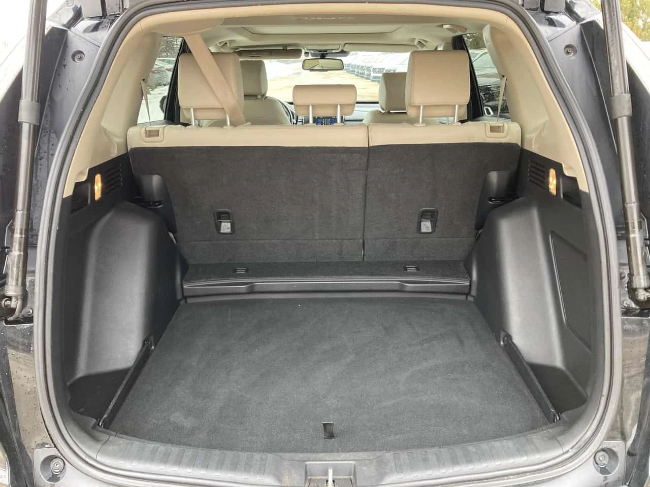 Honda Cr-v * Touring * АВТОКРЕДИТ БЕЗ ПЪРВОНААЛНА ВНОСКА*    , снимка 12 - Автомобили и джипове - 54903402