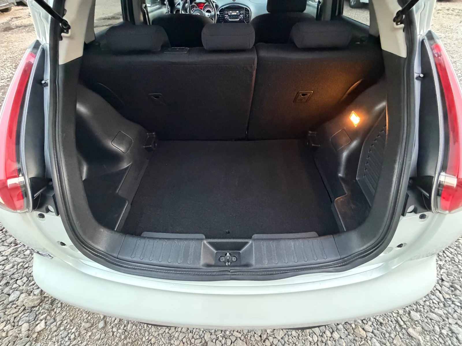 Nissan Juke 1.6BENZIN* GAZ* FACE* TOP, снимка 7 - Автомобили и джипове - 55569606
