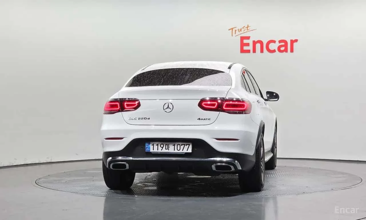Mercedes-Benz GLC 4MATIC Coupe |  АВТОФИНАНСИРАНЕ БЕЗ ПЪРВОНАЧАЛНА , снимка 4 - Автомобили и джипове - 55694820