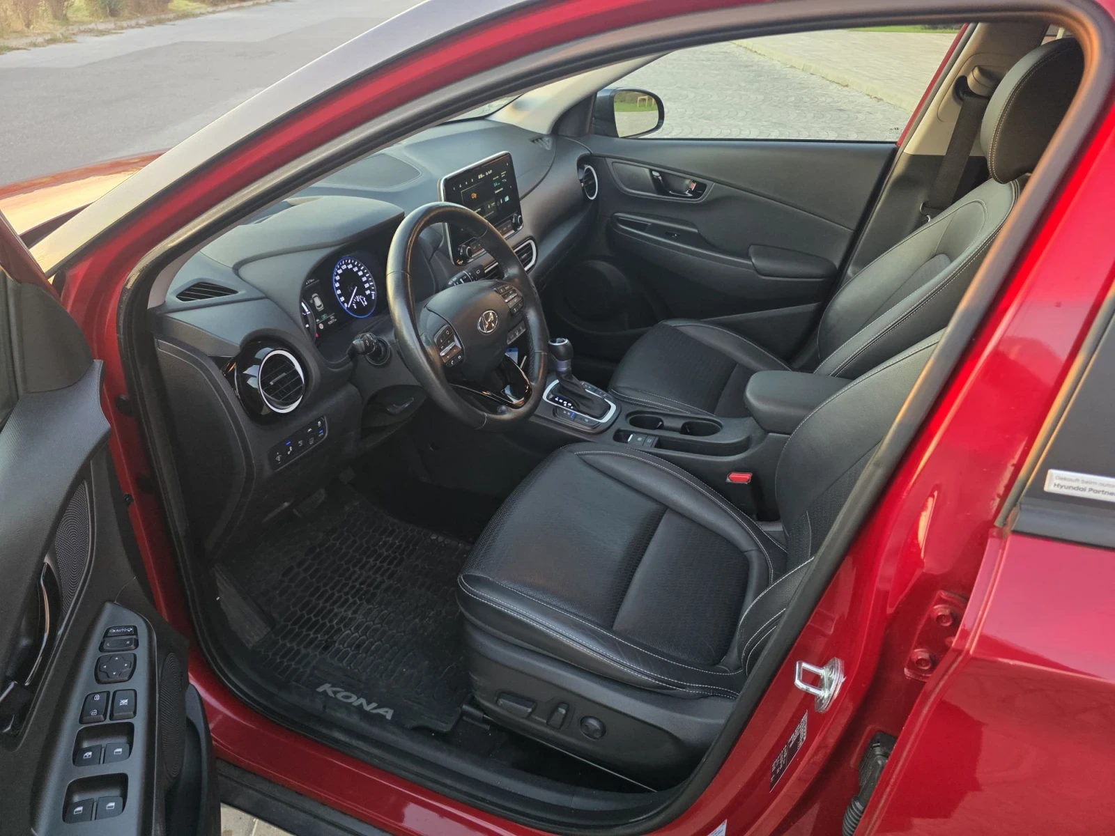 Hyundai Kona 1.6i HEV 141hp GERMANY 92000km, снимка 8 - Автомобили и джипове - 56107251