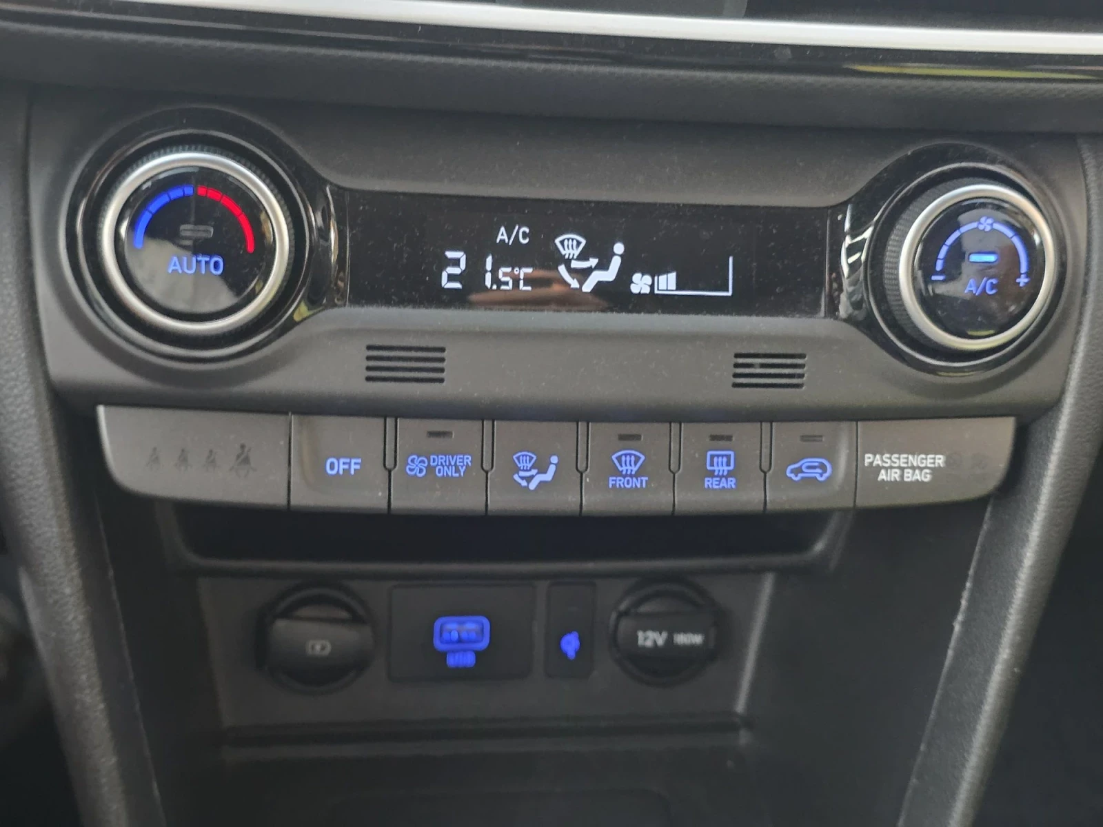 Hyundai Kona 1.6i HEV 141hp GERMANY 92000km, снимка 14 - Автомобили и джипове - 56107251