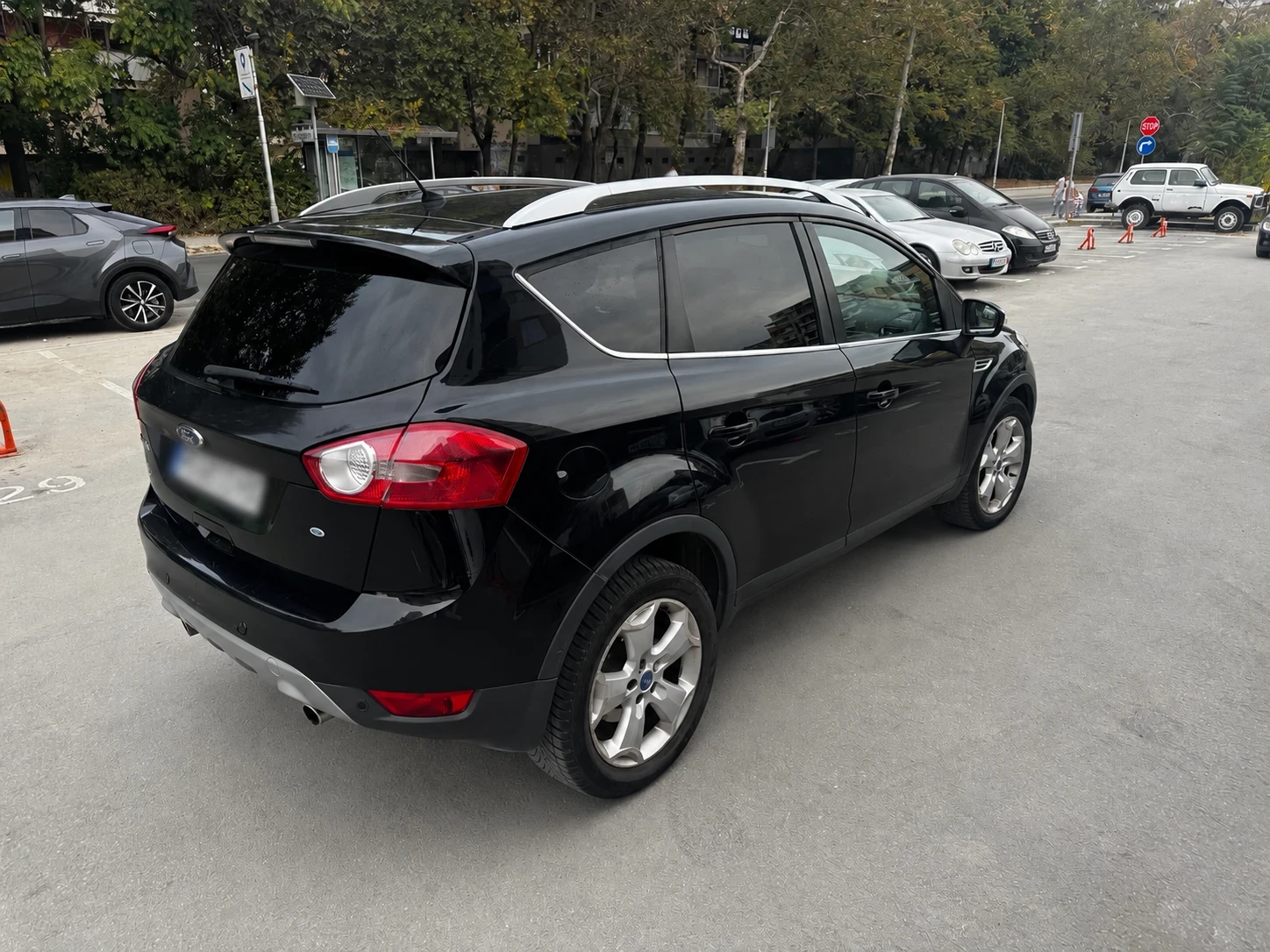 Ford Kuga Titanium, снимка 2 - Автомобили и джипове - 56480007