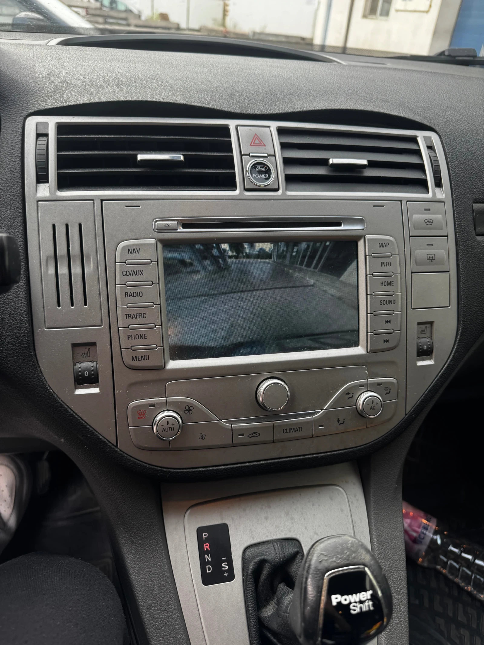 Ford Kuga Titanium, снимка 7 - Автомобили и джипове - 56480007